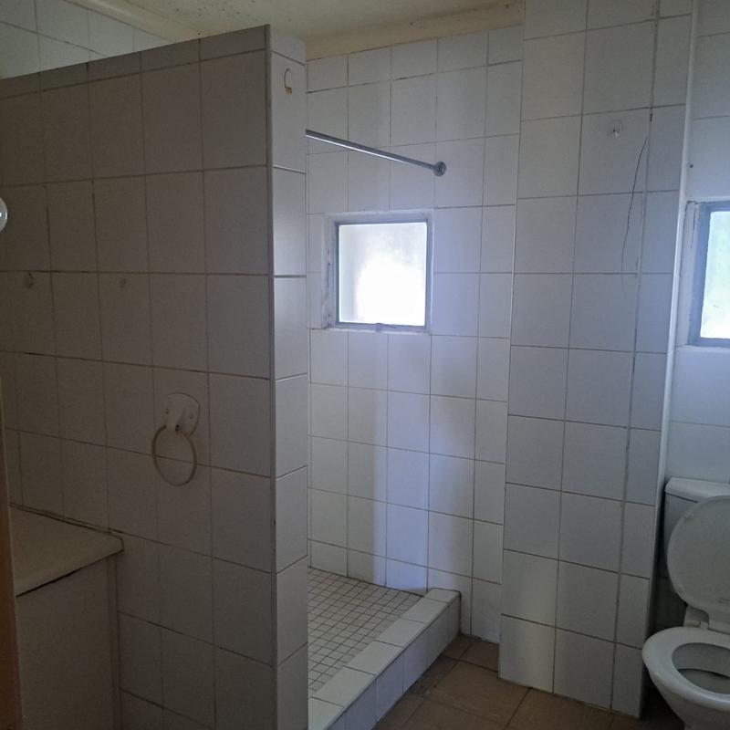 To Let commercial Property for Rent in Markman Industrial Eastern Cape